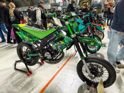 Derbi Senda Sm vm. 2007 on Nooa Hyvärisen ensimmäinen kilvellinen pyörä.