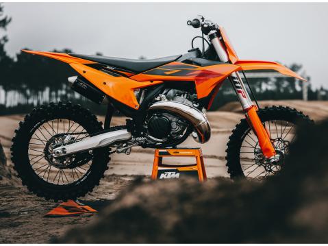 KTM 300 SX vm 2027.