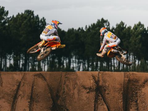 KTM:n SX-mallistoa vuodelle 2027.