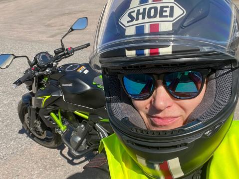 Luonteva motoristiposeeraus.
