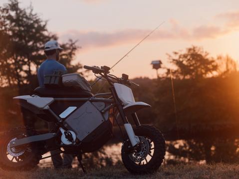 Livewire S4 Honcho Trail.