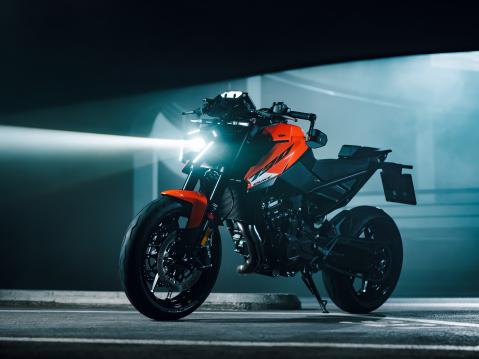 KTM 790 Duke vuosimallia 2027.