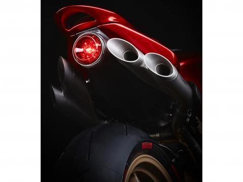 MV Agusta Superveloce 1000.