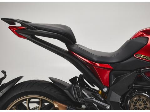 MV Agusta Turismo Veloce.