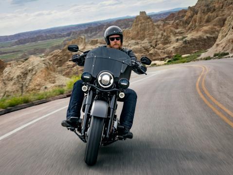 Harley-Davidson Deadwood 2026.