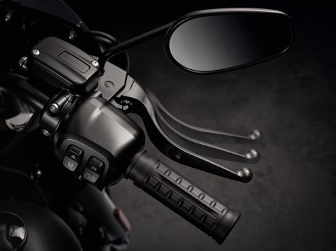 Harley-Davidson Deadwood 2026.