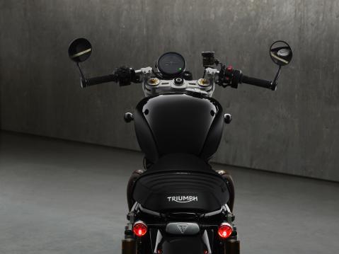 Triumph Speed Twin 1200 TFC.