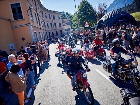 Moto Guzzi World Days (GMG) -tapahtuma syyskuun 3.-6. ja sen paraatiajo ovat varmasti hieno kokemus.