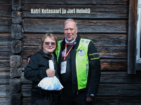 Katri Kotasaari ja Jari Heinilä.