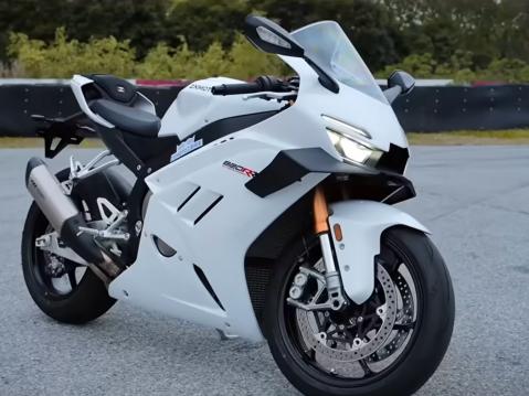 ZXMoto 820RR.