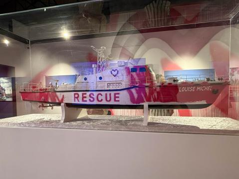 Rescue boat Louise Michel on 31 metriä pitkä pelastusalus, jonka Banksy on rahoittanut ja suunnitellut visuaalisesti. Välimerellä toimivan hankkeen tarkoituksena on pelastaa Pohjois-Afrikasta Eurooppaan pyrkiviä siirtolaisia ylikuormitetuista veneistä ja saattaa heidät turvaan.