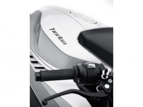 IDEA-muotoilupalkinnon voittanut Norton Manx R -superbike.