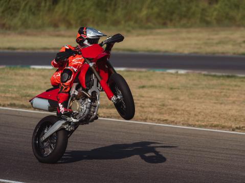 Ducati Desmo450 SM supermoto.
