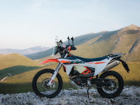 KTM 690 Rally.