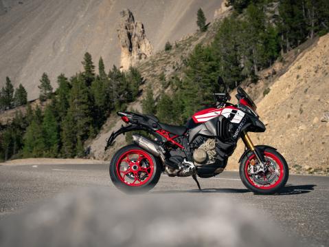 2027 Ducati Multistrada V4 Pikes Peak.