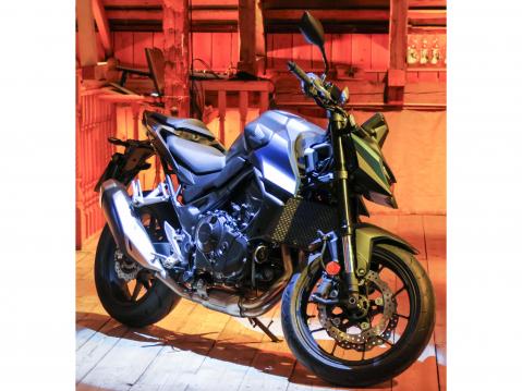 Arpajaispalkintona oli tänä vuonna Honda Hornet 750.