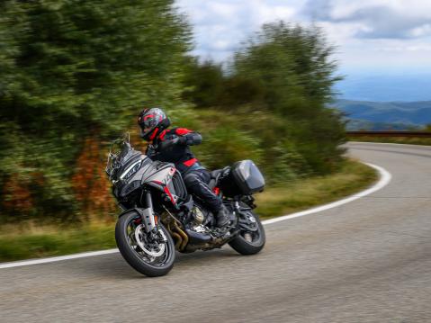 Ducati Multistrada V4 S Grand Tour 2027.