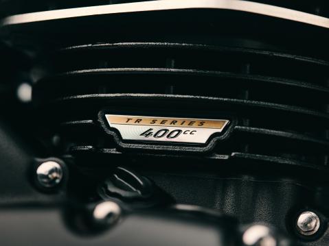 Triumph Bonneville T40 Black.