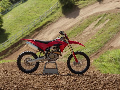 Ducati Desmo450 MX.