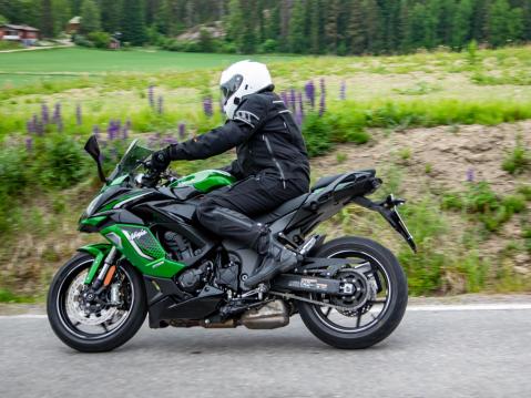 Kawasaki Ninja 1100SX SE.