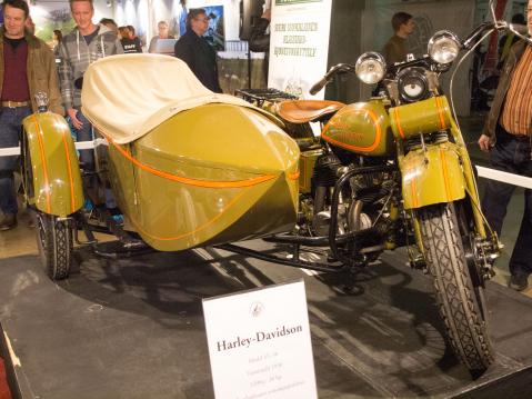 Harley-Davidson vuosimallia 1930, 1200 cc ja 30 hv.