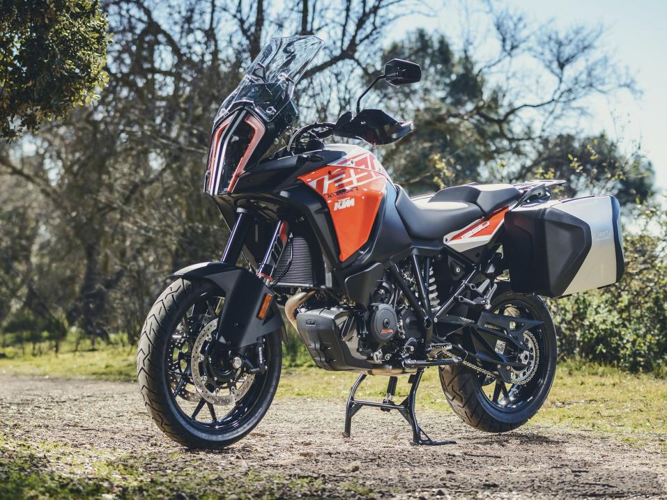 KTM 1290 Super Adventure S, vanhempi vuosimalli.