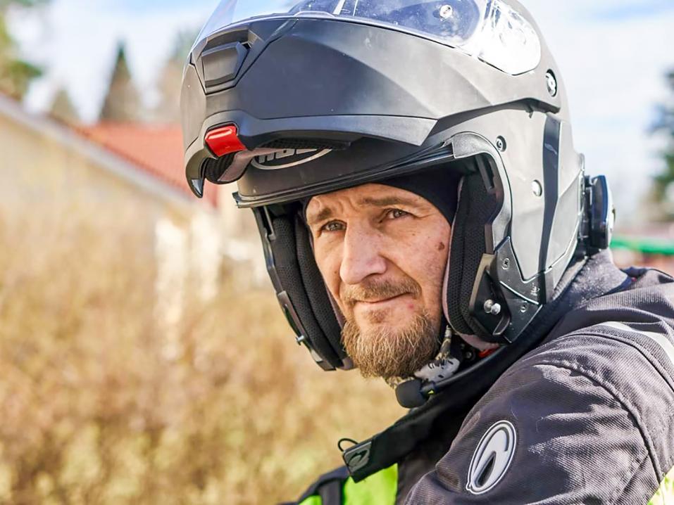 Topi Rautjoki tekee kunniaa Toni Hynysen, Good Will Bikerin muistolle kiertämällä kaikki Euroopan maat.