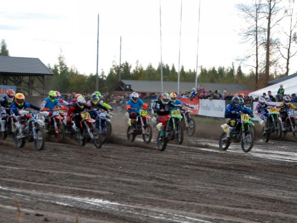 <p>Motocrossin joukkuetittelit ratkotaan viikonloppuna Miehikkälässä. Kuva. SM-Motocross Tiedotus</p>