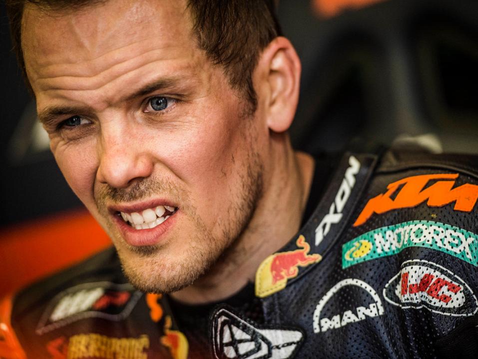 Mika Kallio joutuu jättämään Sachsenringin MM-osakilpailun väliin ja lentämään Suomeen polvileikkaukseen. Kuva: Markus Berger.