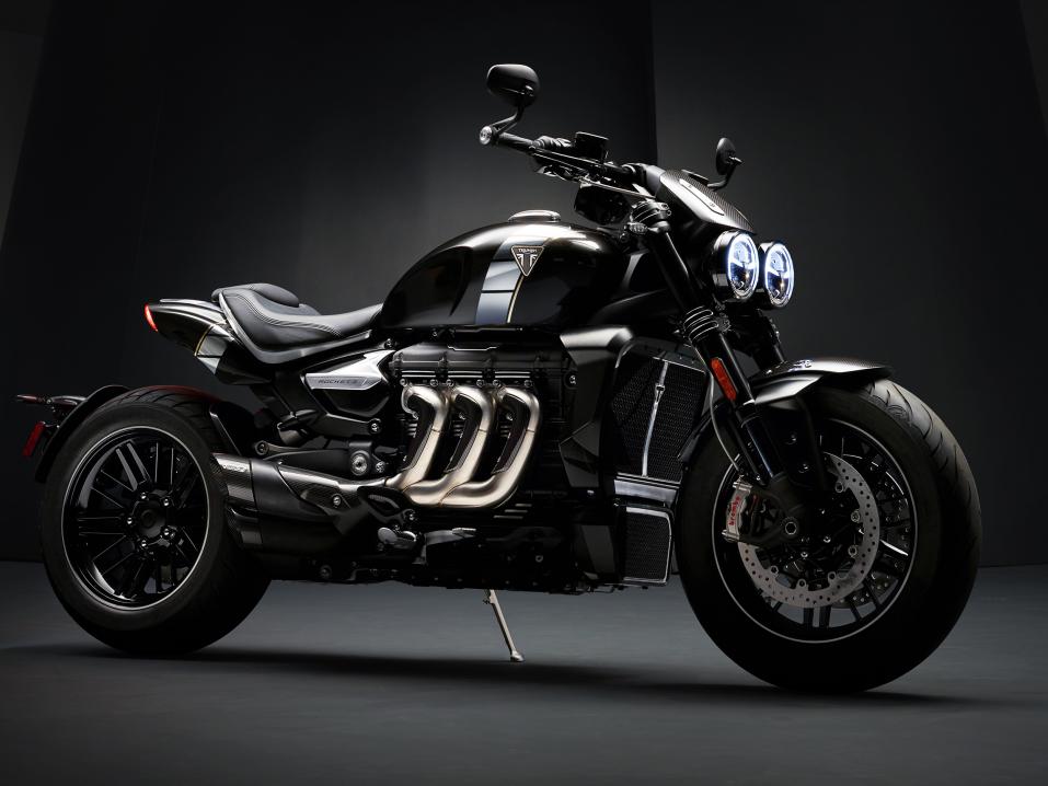 Triumph Rocket III TFC. TFC-mallit ovat niitä, joiden tuotanto säilyy Englannissa.