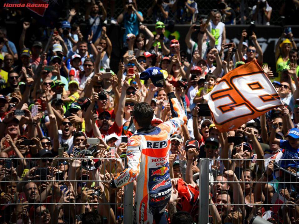 Marc Marquez ja voitontunnelmia Barcelonasta.