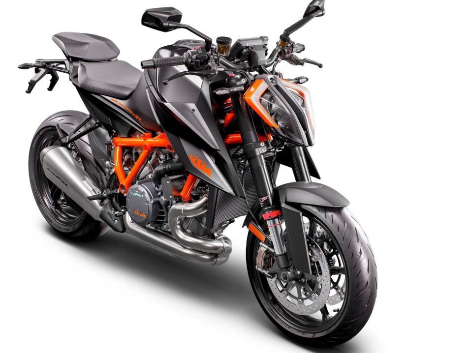 KTM 1290 Super Duke 2020.