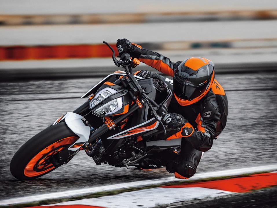 KTM 890 Duke 2020.