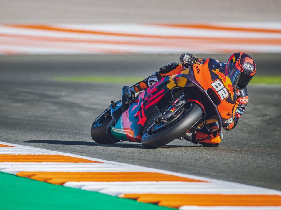 <p>Mika Kallion MotoGP-kauden viimeinen aika-ajo on ajettu. Kuva: Sebas Romero, KTM.</p>