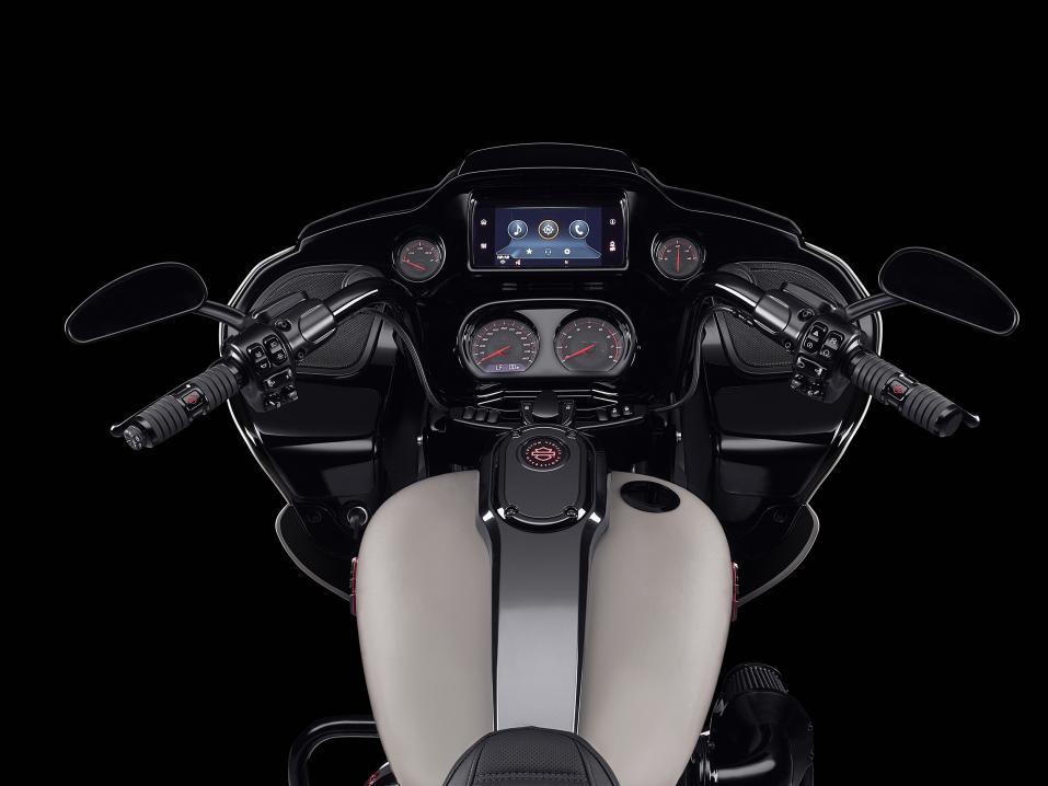 Harley-Davidson CVO Road Glide 2020.