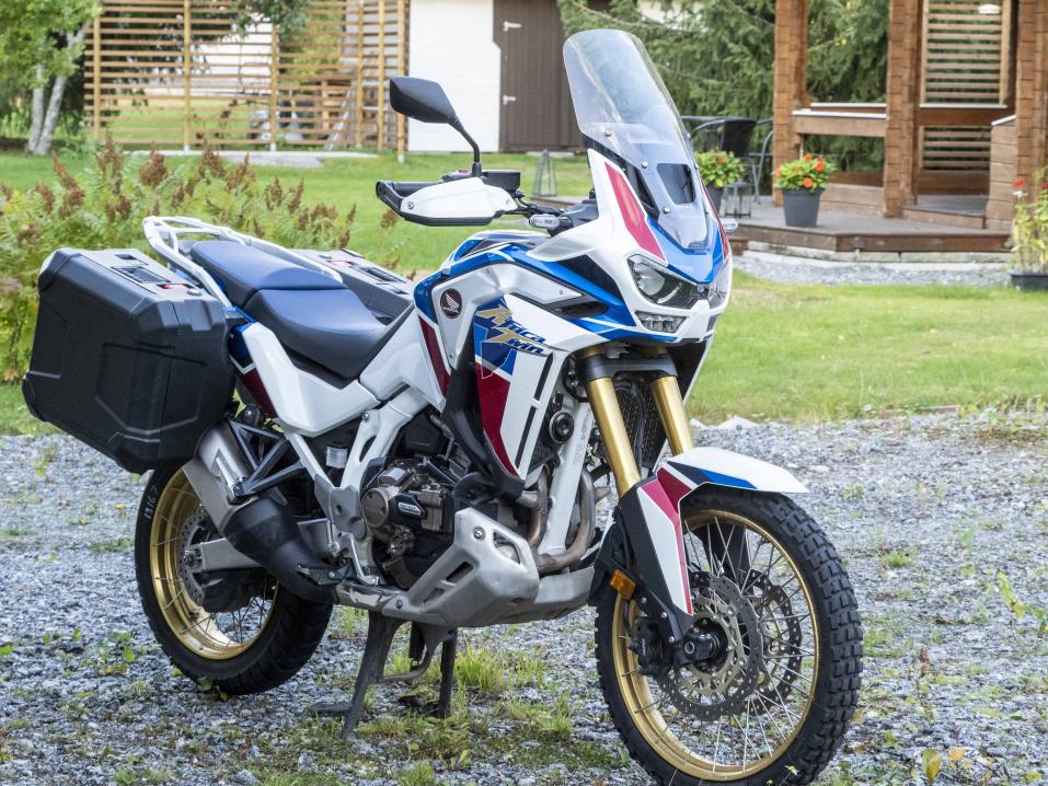 Motoutisten kestotesti Honda CRF1100L Africa Twin Adventure Sports DCT vm 2020.