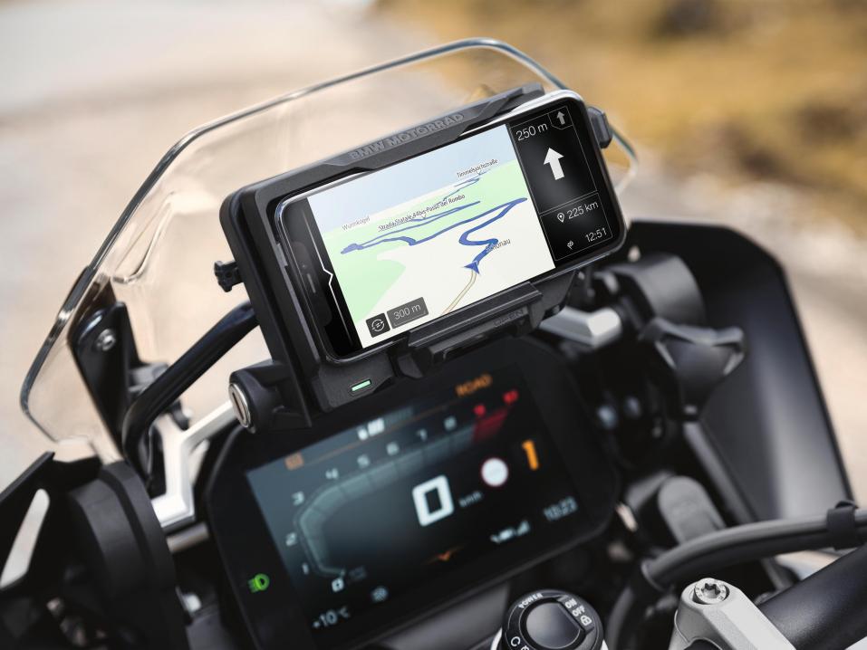 BMW:n Connected Ride -telakka.