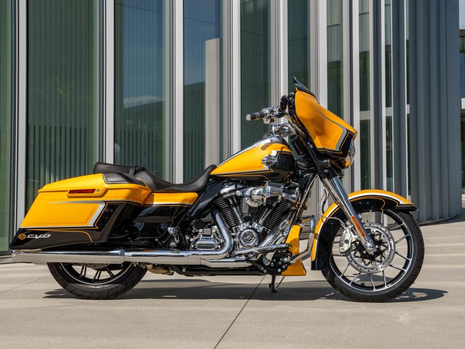 Harley-Davidson CVO Street Glide 