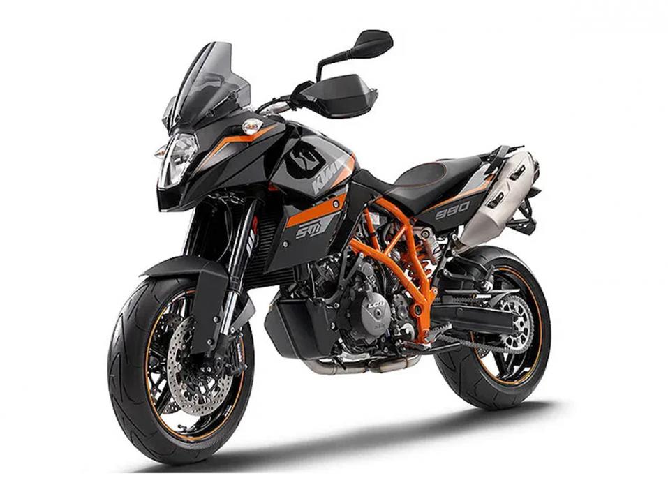 Uusi KTM SMT julkistetaan huhtikuussa. Tässä osviitaksi vanha KTM 990 SMT, jota valmistettiin 2009-2013.