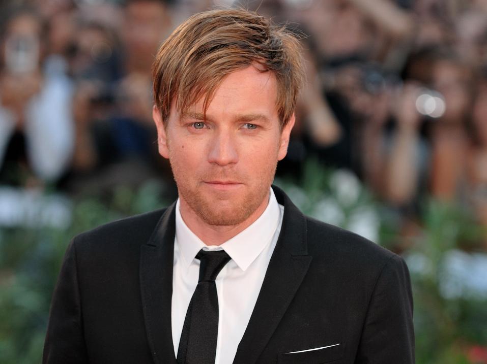 <p>Ewan McGregor. Kuvattu Venetsian 66:silta elokuvajuhlilta vuonna 2009. Kuva: Nicolas Genin, Wikimedia Commons.</p>