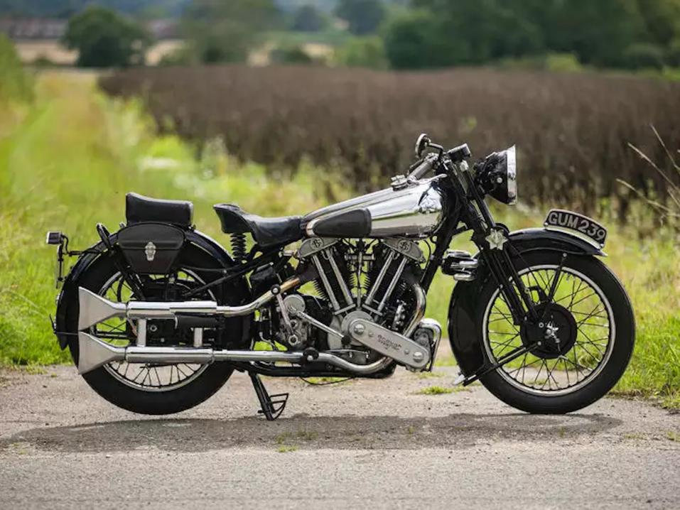 1938 Brough Superior SS100 990 cc.