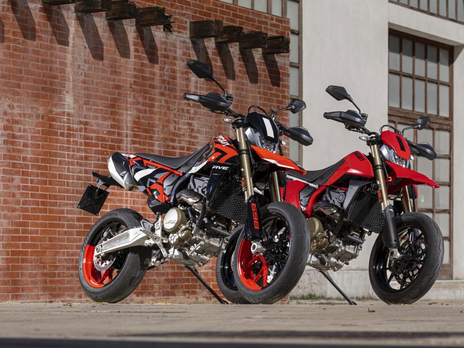 Uudet Ducati Hypermotard 698 Mono ja RVE-versio.