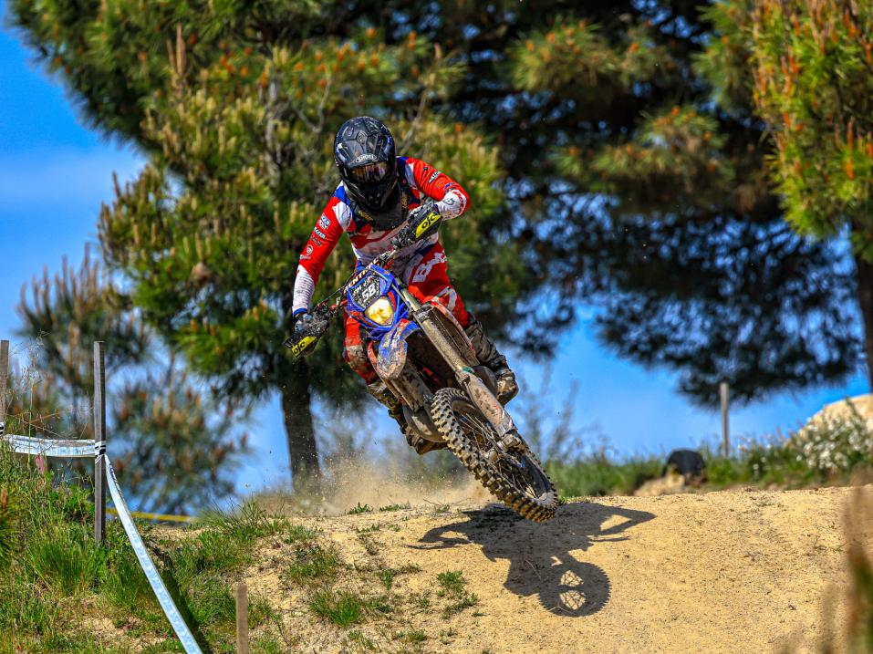 <p>Hermanni Haljala, Portugali Valpacos 2024, kuva EnTrophy Enduro Racing Team.</p>