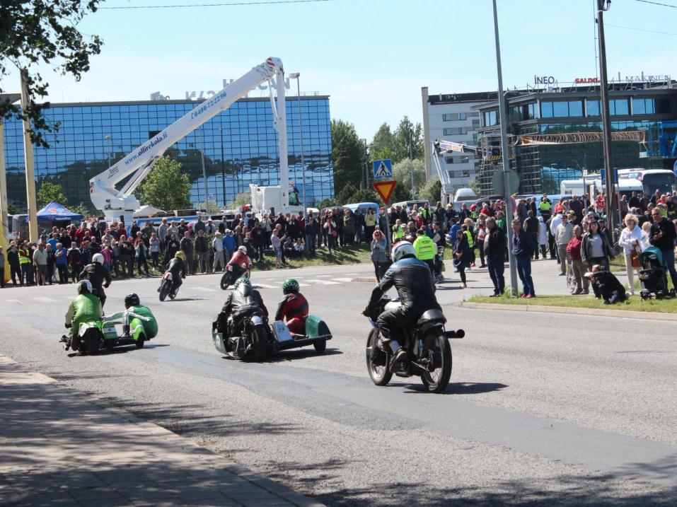 It&auml;harjun ajot, kuva aiemmilta vuosilta.
