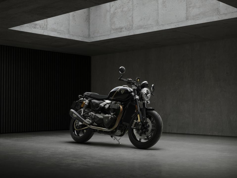 Triumph Speed Twin 1200 TFC.