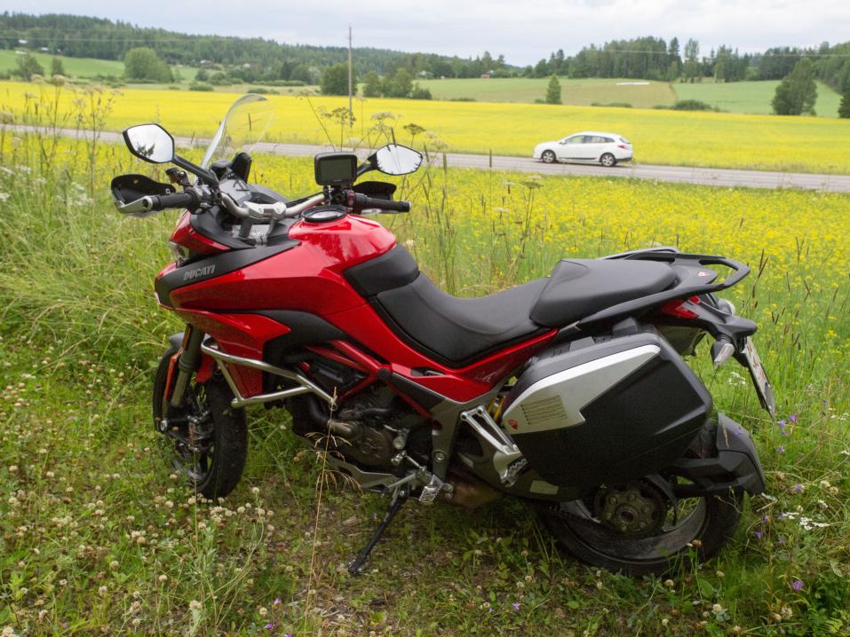 Ducati Multistrada 1200.