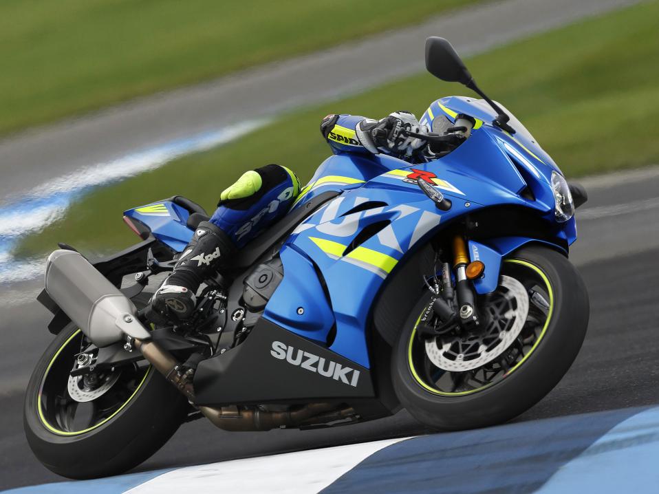 Suzuki esitteli EICMA-messuilla 2015 kokonaan uuden GSX-R1000 -konseptin.