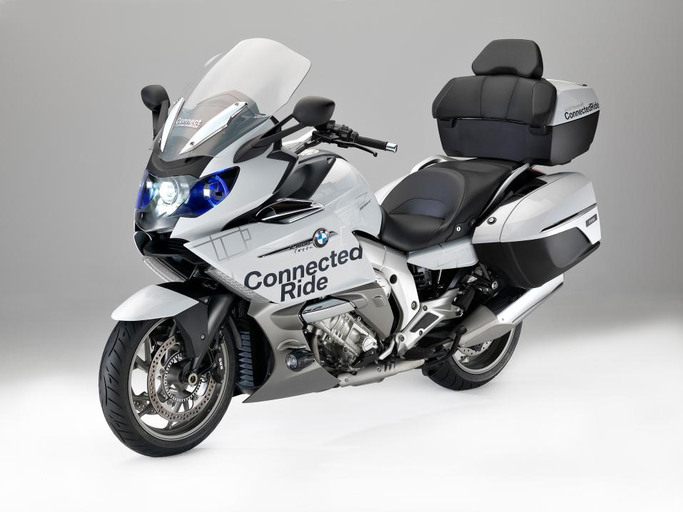 BMW K 1600 GTL -konseptimoottoripyörä laservaloin varusteltuna.