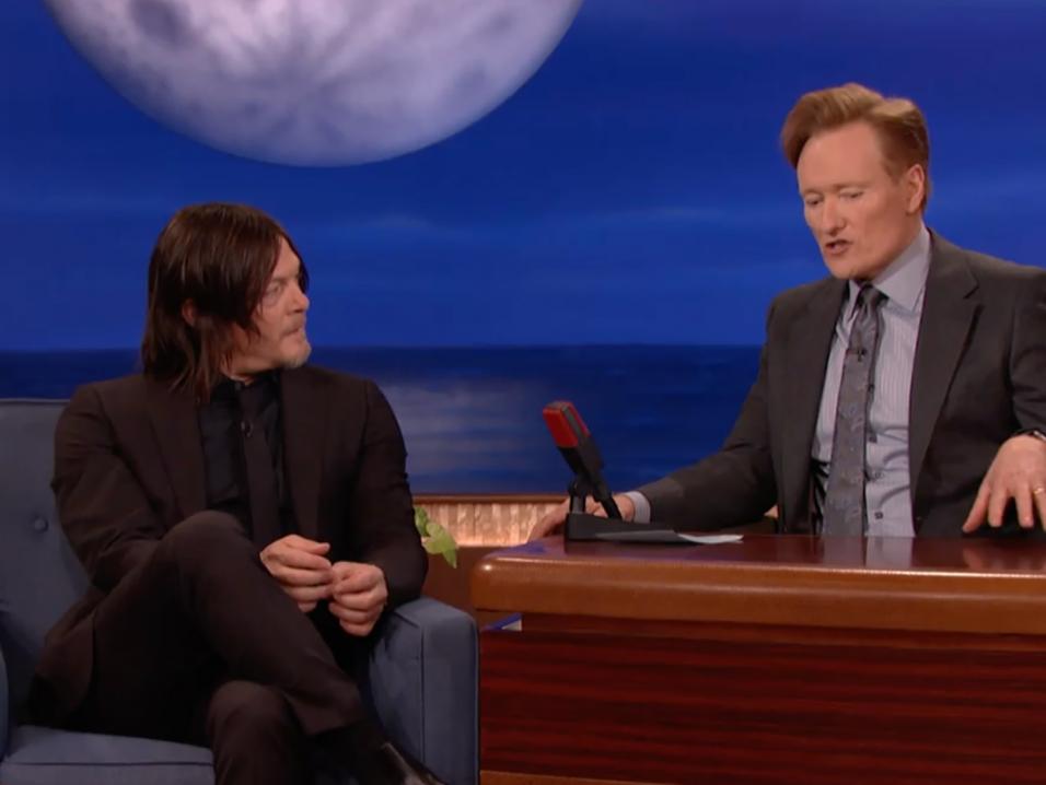 Conan O´Brian ja Norman Reedus.