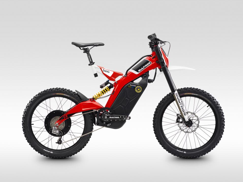 Bultaco Brinco R on off-road –käyttöön tarkoitettu crossipyörä, jonka huippunopeus on reilu 60 km/h ja teho 2 kW.